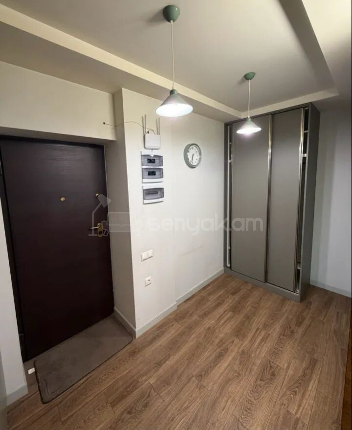 2 Սենյականոց Բնակարան Քարե Շենքում, 65քմ, 3/5 հարկ, Կապիտալ Վերանորոգված, Կահավորված