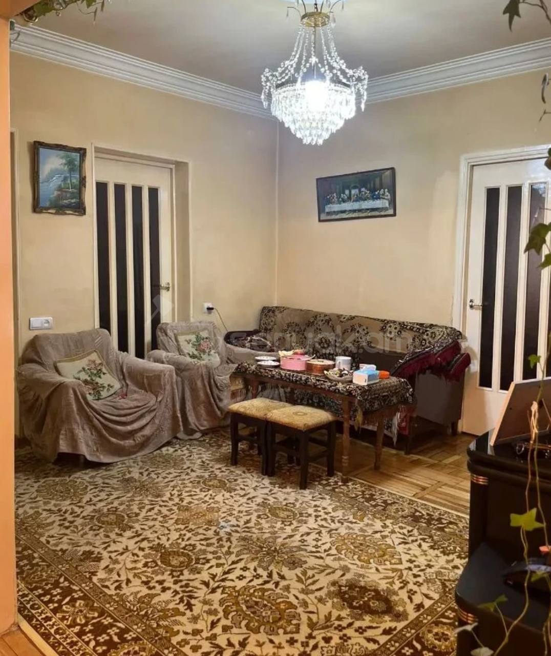 4 Սենյականոց Բնակարան Քարե Շենքում, 105քմ, 6/6 հարկ, Կոսմետիկ Վերանորոգված