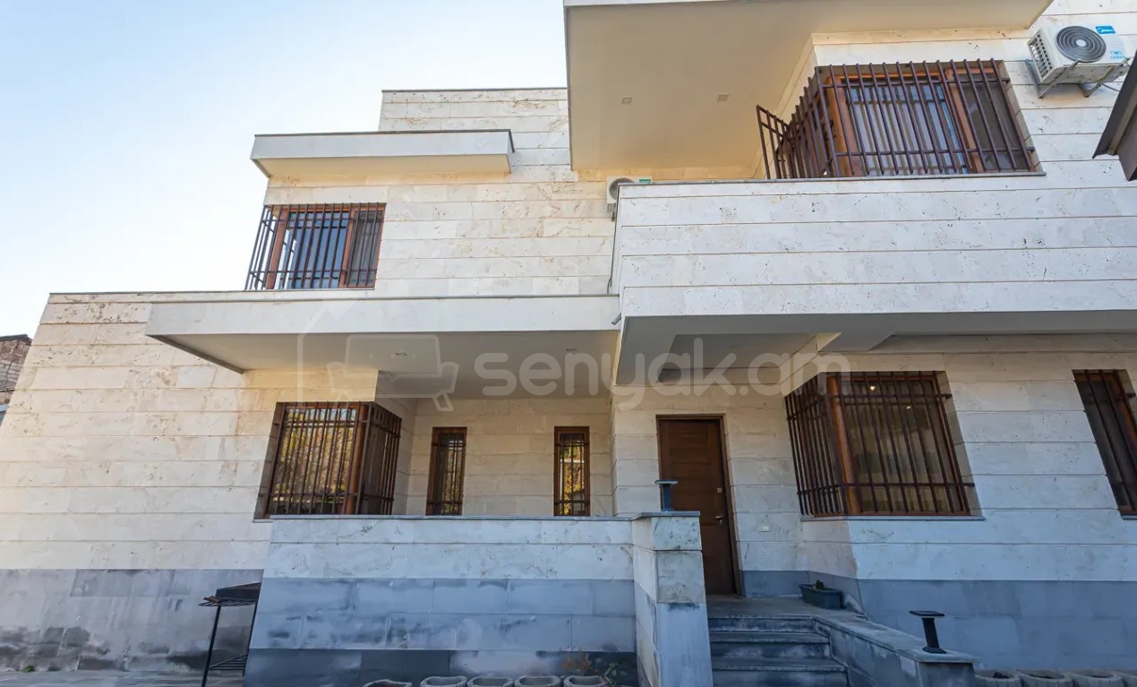 3 Սենյականոց Սեփական Տուն, 220քմ, Դիզայներական Վերանորոգված, Ավտոտնակով