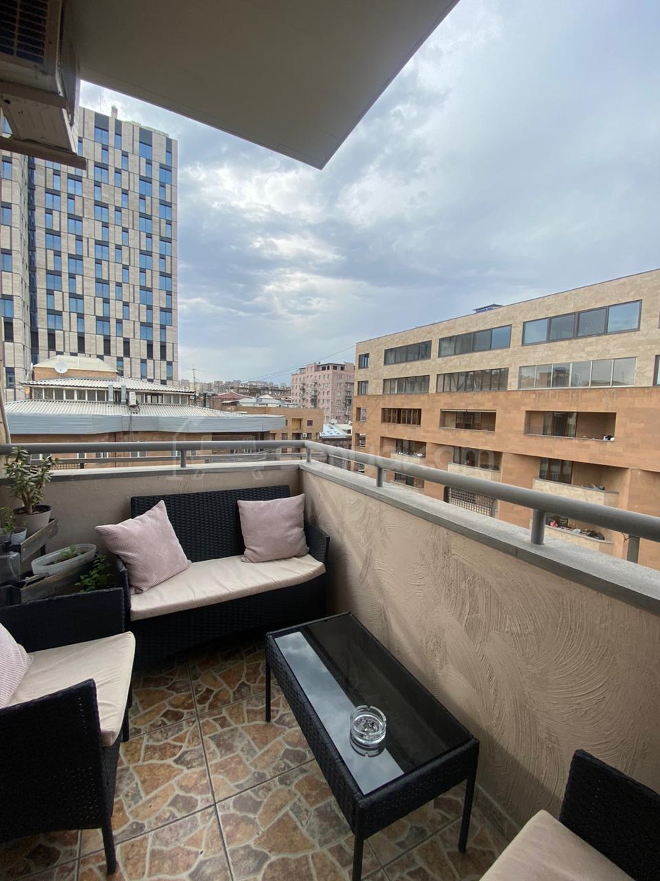 3 Սենյականոց Բնակարան Նորակառույցում, 120քմ, 7/9 հարկ, Կապիտալ Վերանորոգված