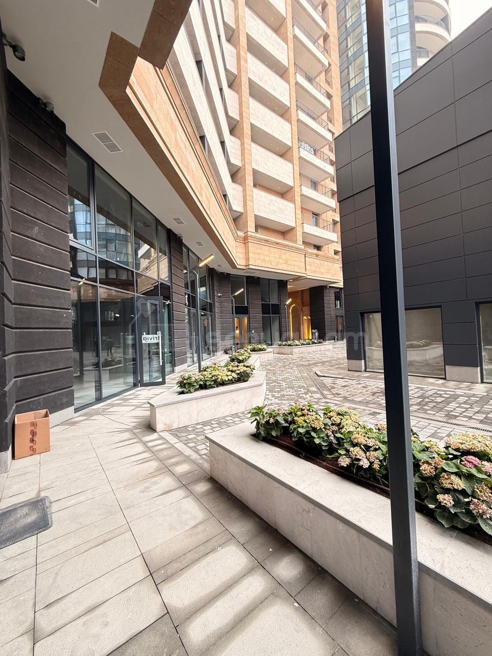 2 Սենյականոց Բնակարան, 55քմ, 5/7 հարկ, Զրոյական Վիճակում