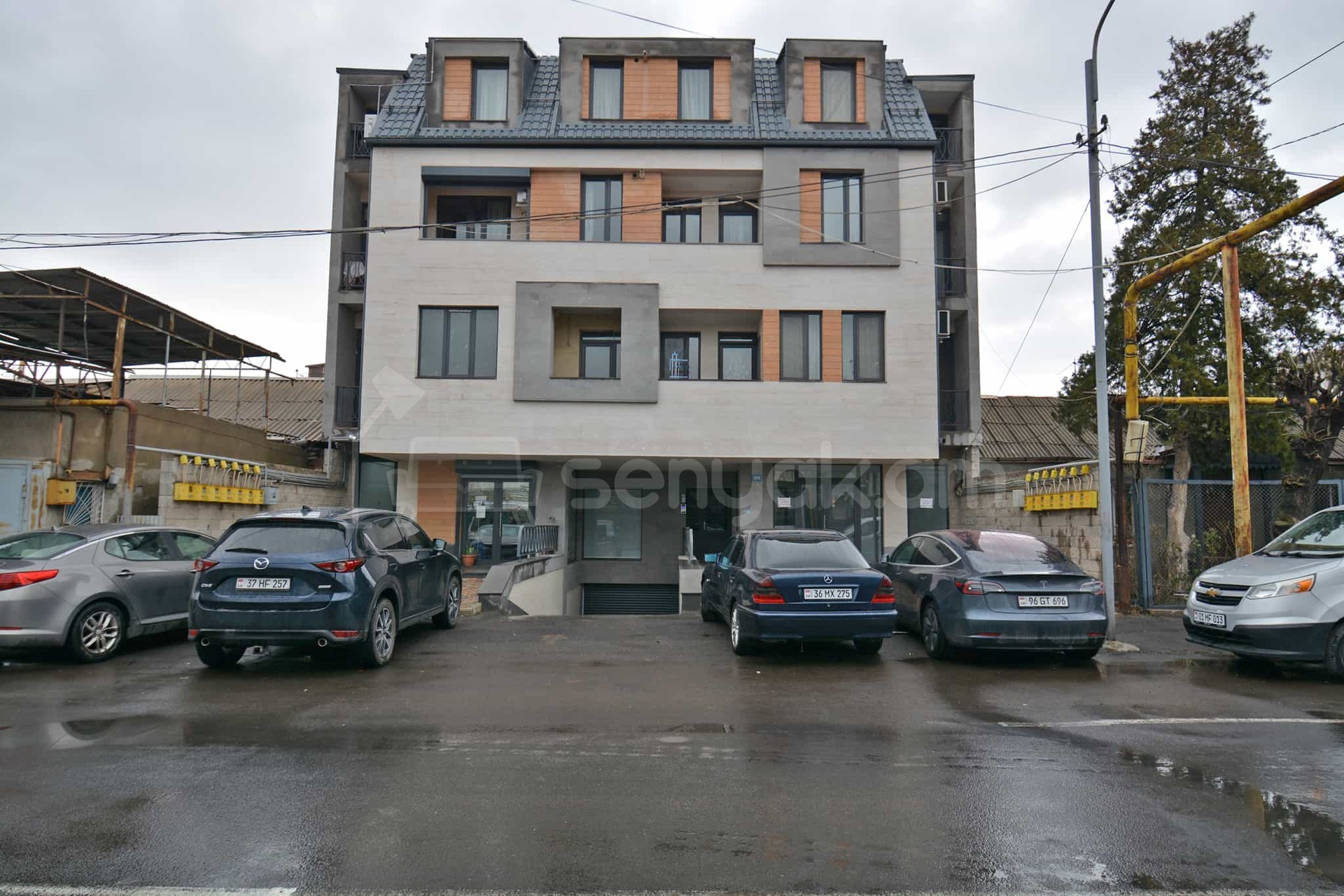 3 Սենյականոց Բնակարան Նորակառույցում, 76քմ, 3/4 հարկ, Կապիտալ Վերանորոգված