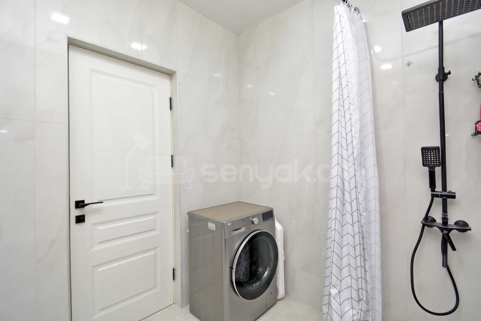 3 Սենյականոց Բնակարան Նորակառույցում, 76քմ, 3/4 հարկ, Կապիտալ Վերանորոգված