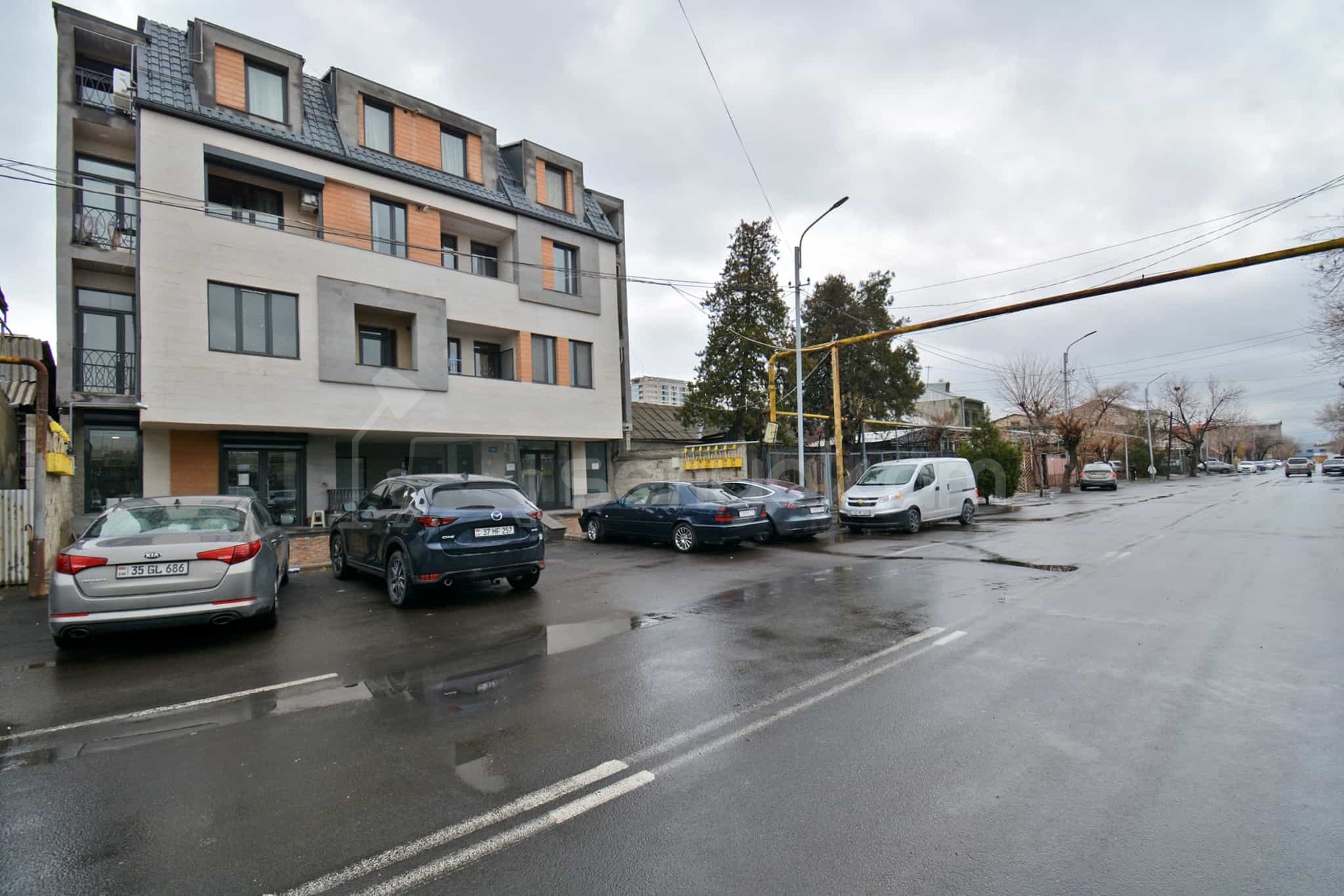 3 Սենյականոց Բնակարան Նորակառույցում, 76քմ, 3/4 հարկ, Կապիտալ Վերանորոգված