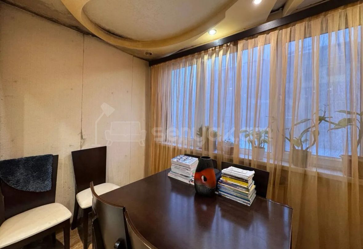 3 Սենյականոց Բնակարան, 67քմ, 3/5 հարկ, Կապիտալ Վերանորոգված