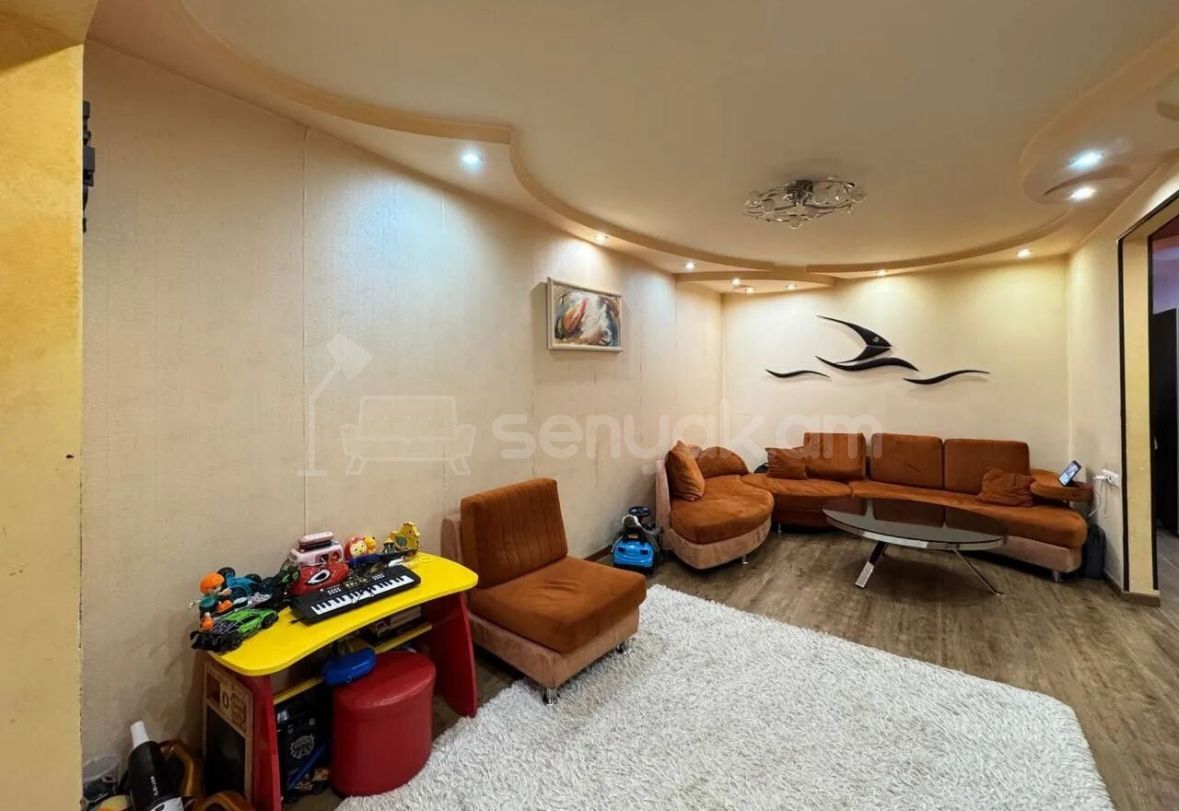 3 Սենյականոց Բնակարան, 67քմ, 3/5 հարկ, Կապիտալ Վերանորոգված