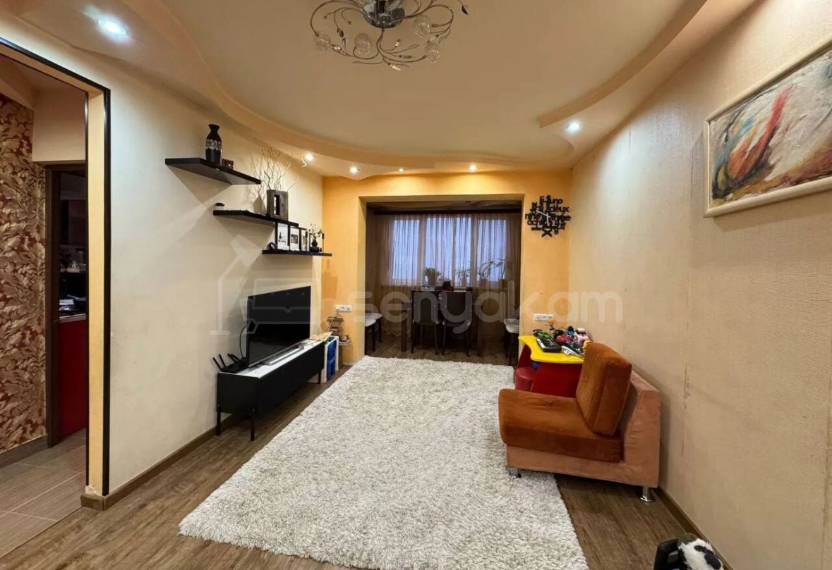 3 Սենյականոց Բնակարան, 67քմ, 3/5 հարկ, Կապիտալ Վերանորոգված