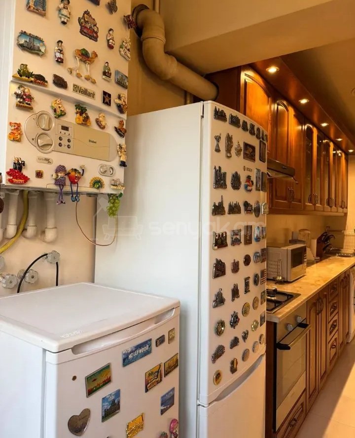 4 Սենյականոց Բնակարան Քարե Շենքում, 103քմ, 2/5 հարկ, Կապիտալ Վերանորոգված