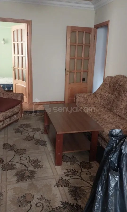 3 Սենյականոց Բնակարան Քարե Շենքում, 66քմ, 1/5 հարկ, Կապիտալ Վերանորոգված