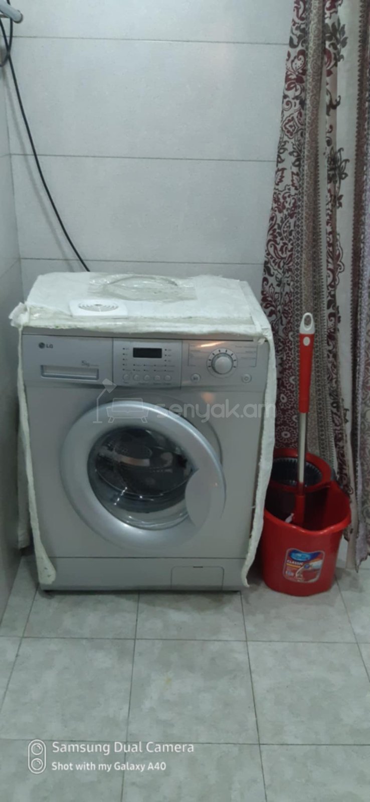 3 Սենյականոց Բնակարան Քարե Շենքում, 40քմ, 1/1 հարկ, Նորմալ Վիճակում, Կահավորված