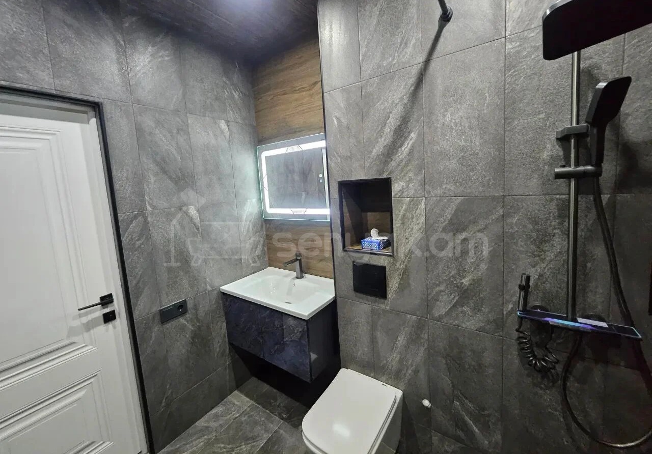 3 Սենյականոց Բնակարան Նորակառույցում, 71քմ, 5/14 հարկ, Կապիտալ Վերանորոգված