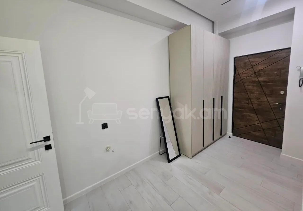 3 Սենյականոց Բնակարան Նորակառույցում, 71քմ, 5/14 հարկ, Կապիտալ Վերանորոգված