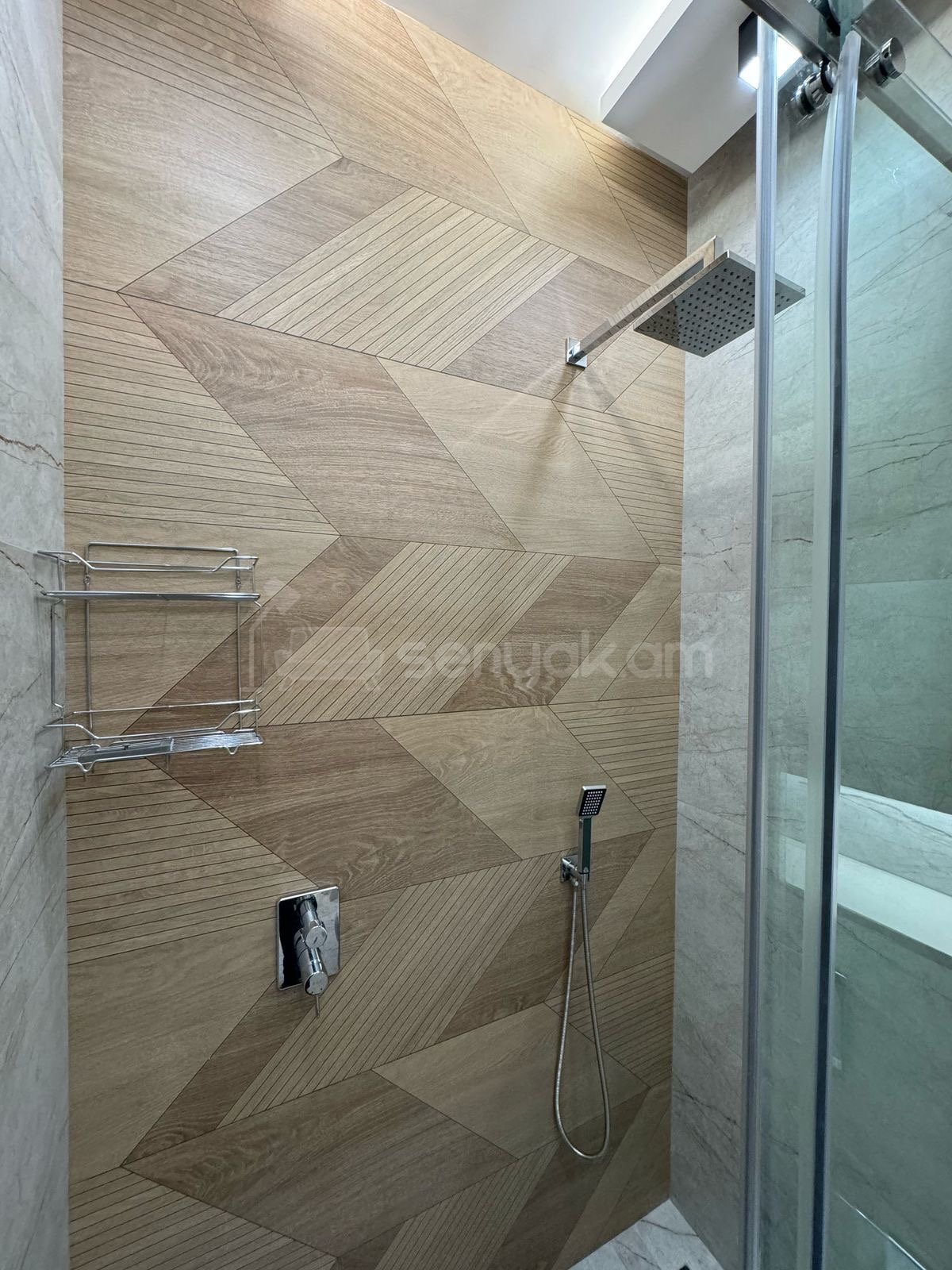 2 Սենյականոց Բնակարան Քարե Շենքում, 55քմ, 4/5 հարկ, Կապիտալ Վերանորոգված