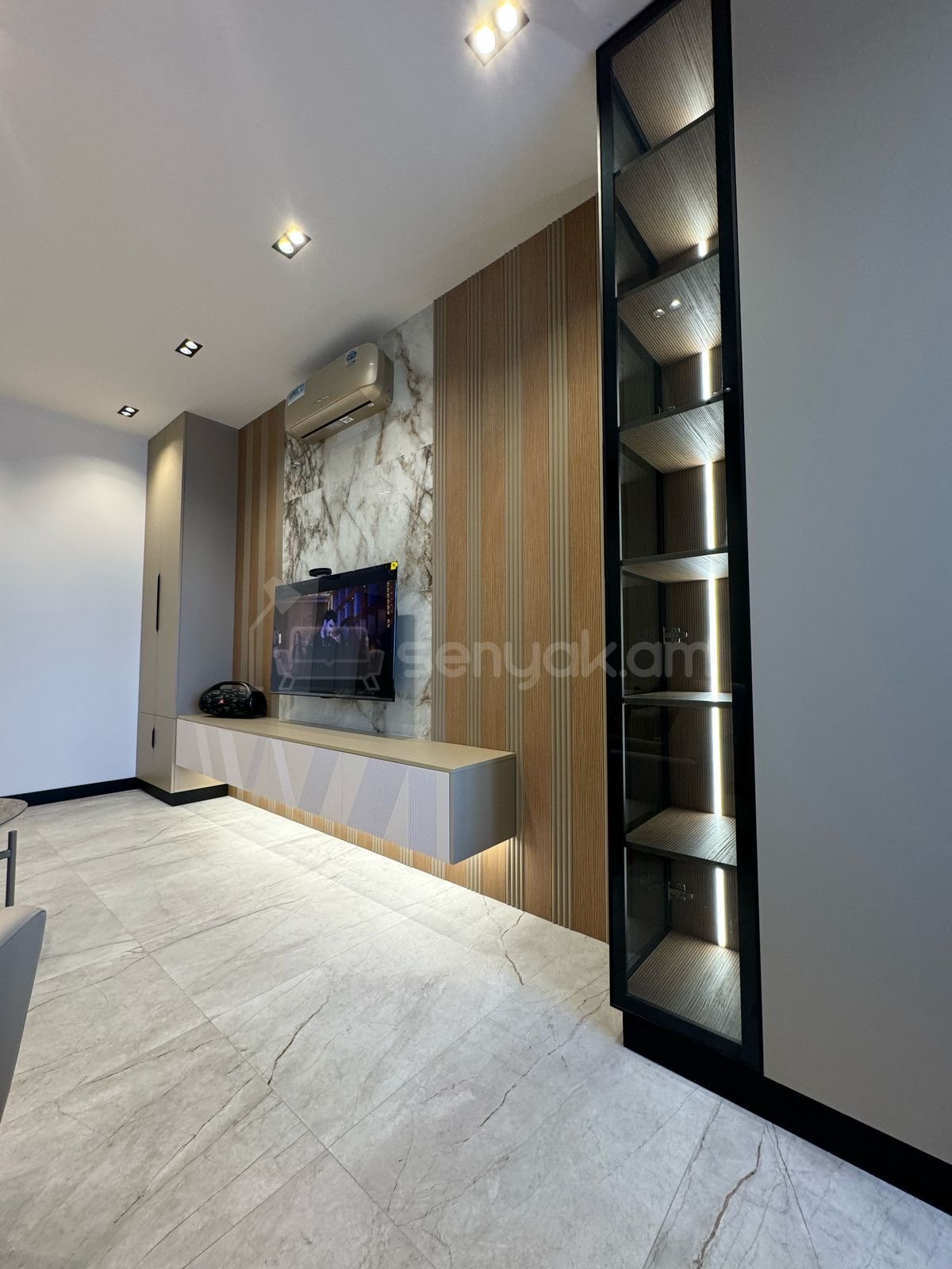 2 Սենյականոց Բնակարան Քարե Շենքում, 55քմ, 4/5 հարկ, Կապիտալ Վերանորոգված