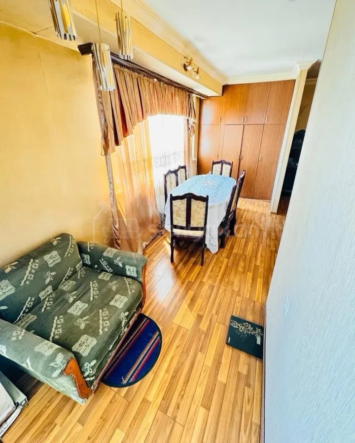 4 Սենյականոց Բնակարան, 100քմ, 6/9 հարկ, Նորմալ Վիճակում, Կահավորված