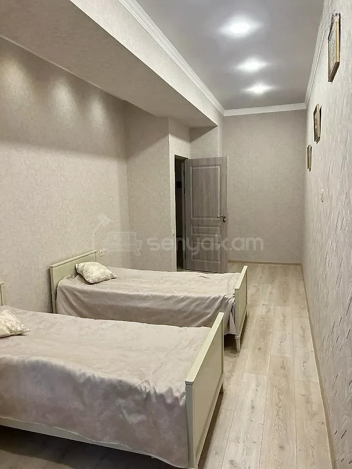 3 Սենյականոց Բնակարան Նորակառույցում, 95քմ, 3/13 հարկ, Կապիտալ Վերանորոգված