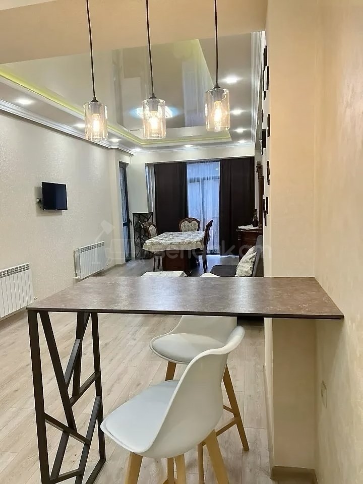 3 Սենյականոց Բնակարան Նորակառույցում, 95քմ, 3/13 հարկ, Կապիտալ Վերանորոգված