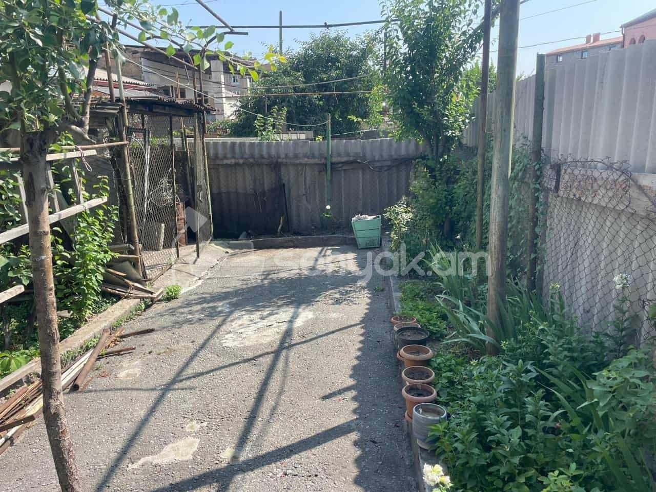 5 Սենյականոց Սեփական Տուն, 160քմ, Նորմալ Վիճակում, Ավտոտնակով