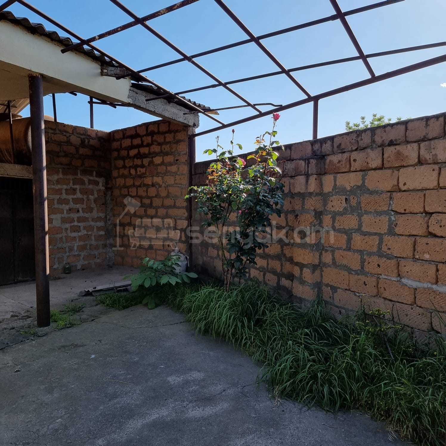 4 Սենյականոց Սեփական Տուն, 120քմ, Նորմալ Վիճակում