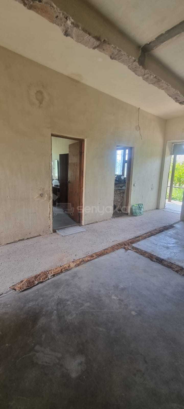 4 Սենյականոց Սեփական Տուն, 120քմ, Նորմալ Վիճակում