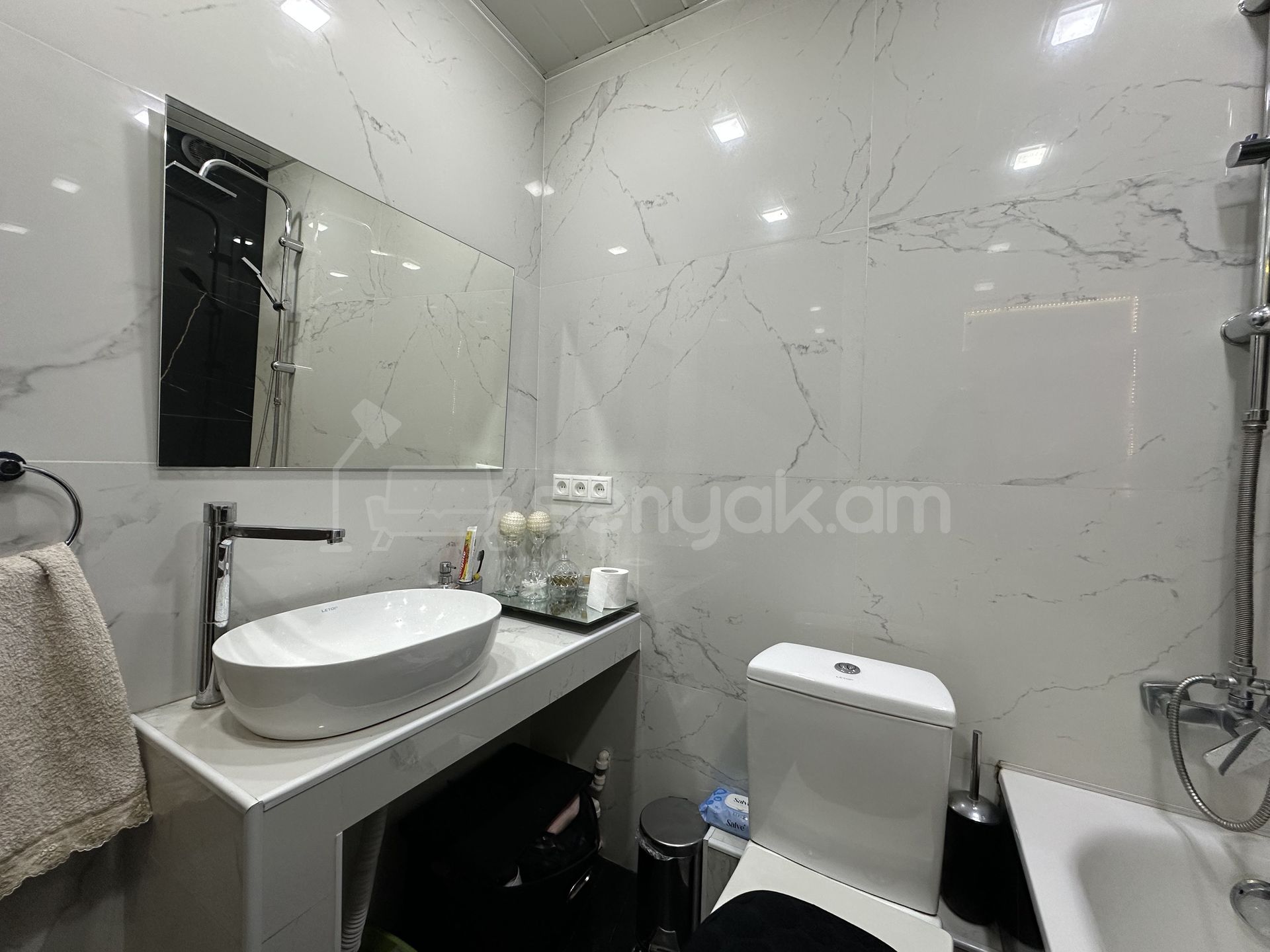 3 Սենյականոց Բնակարան Նորակառույցում, 67քմ, 7/12 հարկ, Կապիտալ Վերանորոգված