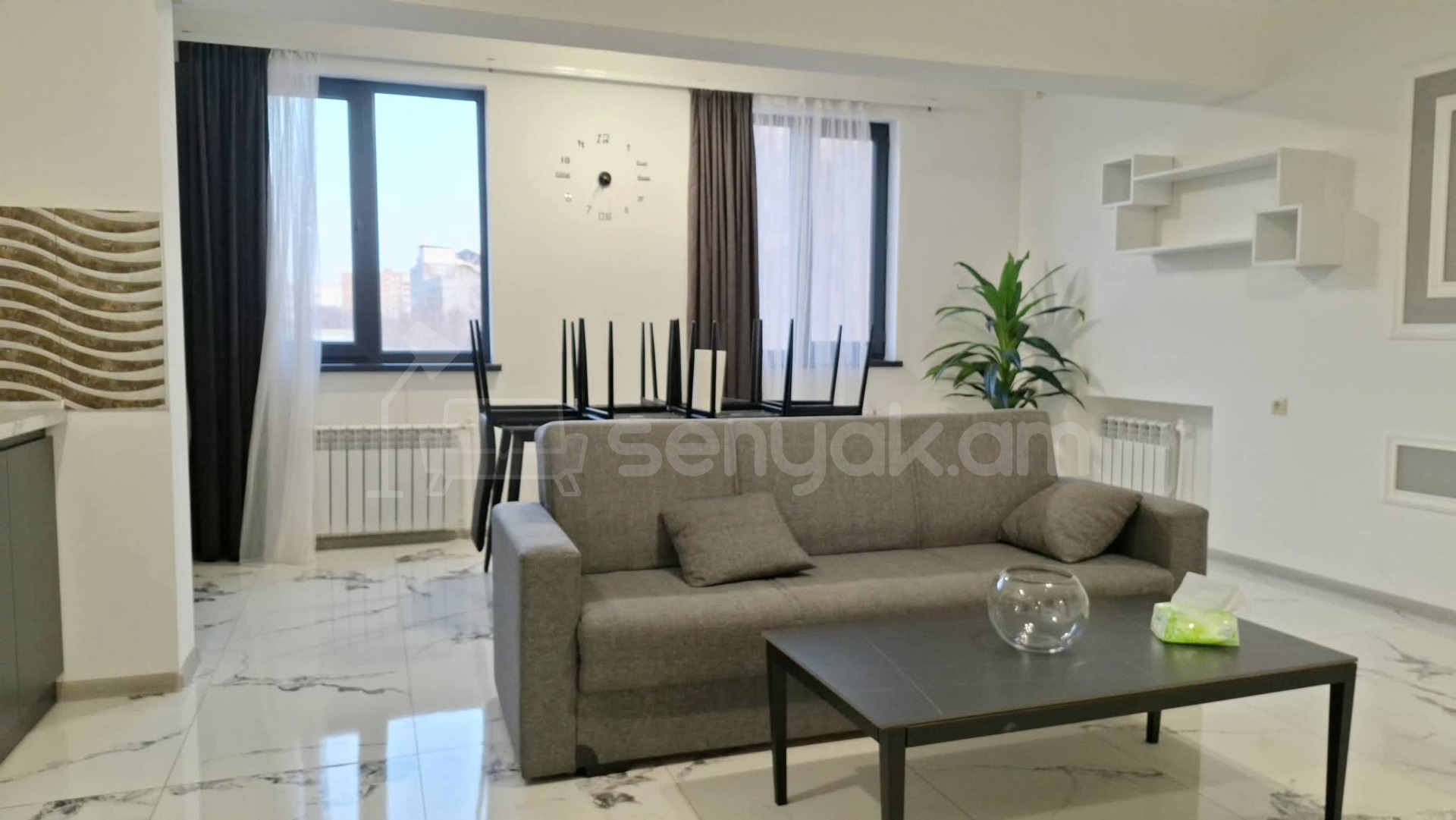 2 Սենյականոց Բնակարան Քարե Շենքում, 52քմ, 5/5 հարկ, Դիզայներական Վերանորոգված, Կահավորված, Արևկող