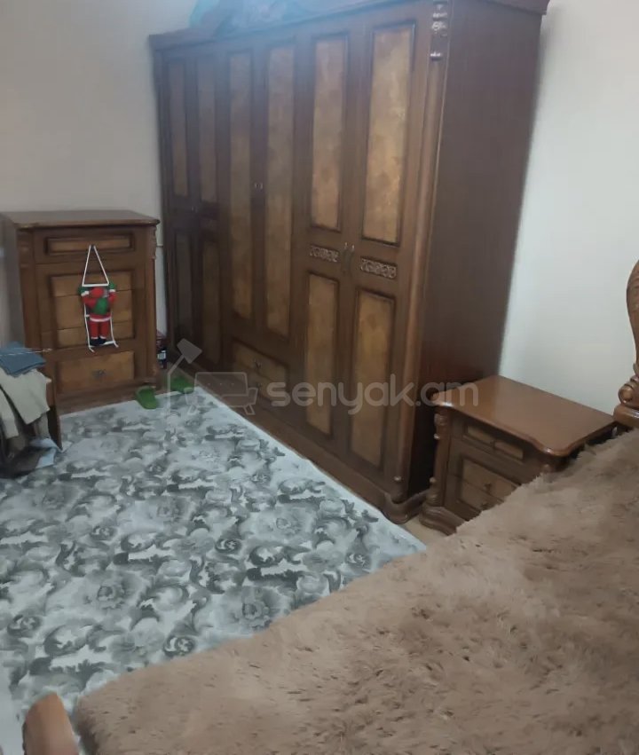 2 Սենյականոց Բնակարան Քարե Շենքում, 62քմ, 3/5 հարկ, Կապիտալ Վերանորոգված, Կահավորված