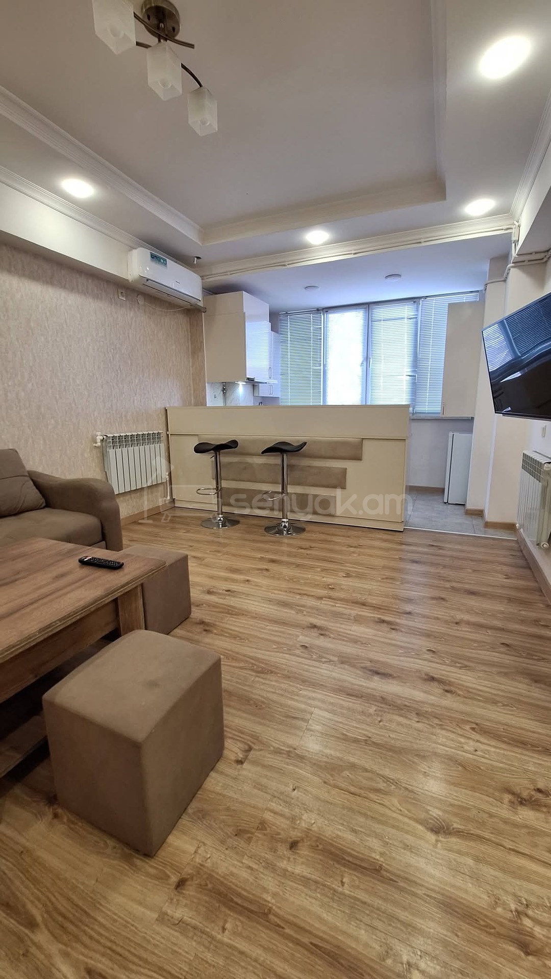 2 Սենյականոց Բնակարան, 46քմ, 4/9 հարկ, Դիզայներական Վերանորոգված, Կահավորված