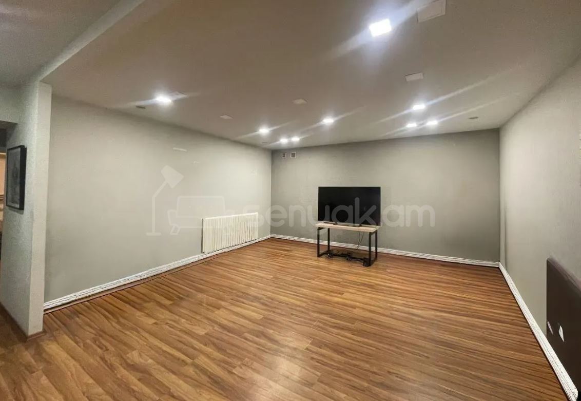 Նորակառույց Օֆիսային Տարածք, 157քմ