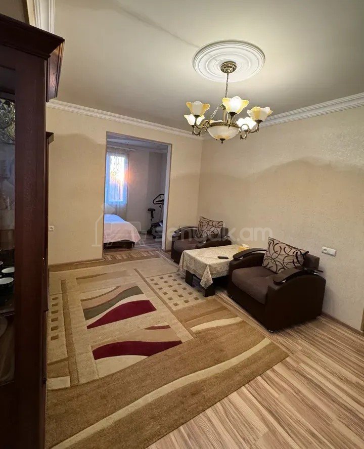 1 Սենյականոց Բնակարան, 45քմ, 4/9 հարկ, Կոսմետիկ Վերանորոգված