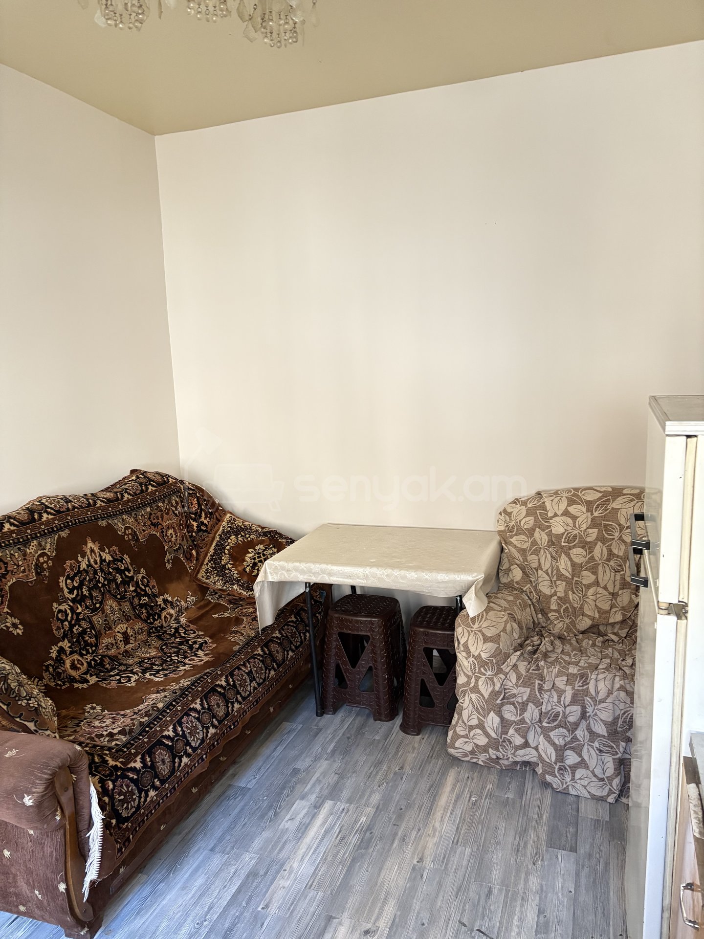 2 Սենյականոց Բնակարան Քարե Շենքում, 39քմ, 1/1 հարկ, Կոսմետիկ Վերանորոգված, Կահավորված, Արևկող