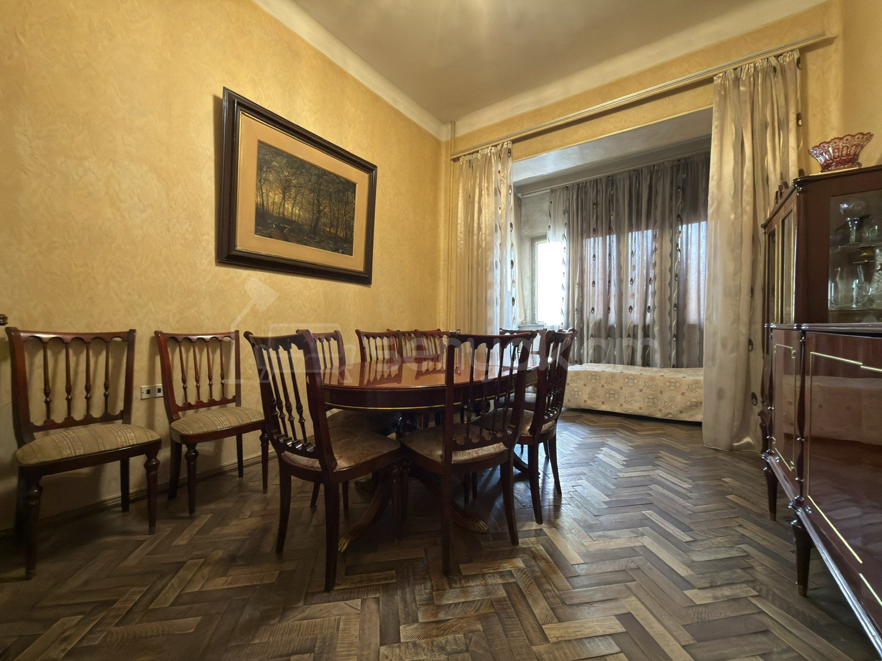 3 Սենյականոց Բնակարան Քարե Շենքում, 96քմ, 3/4 հարկ, Պետական Վիճակում