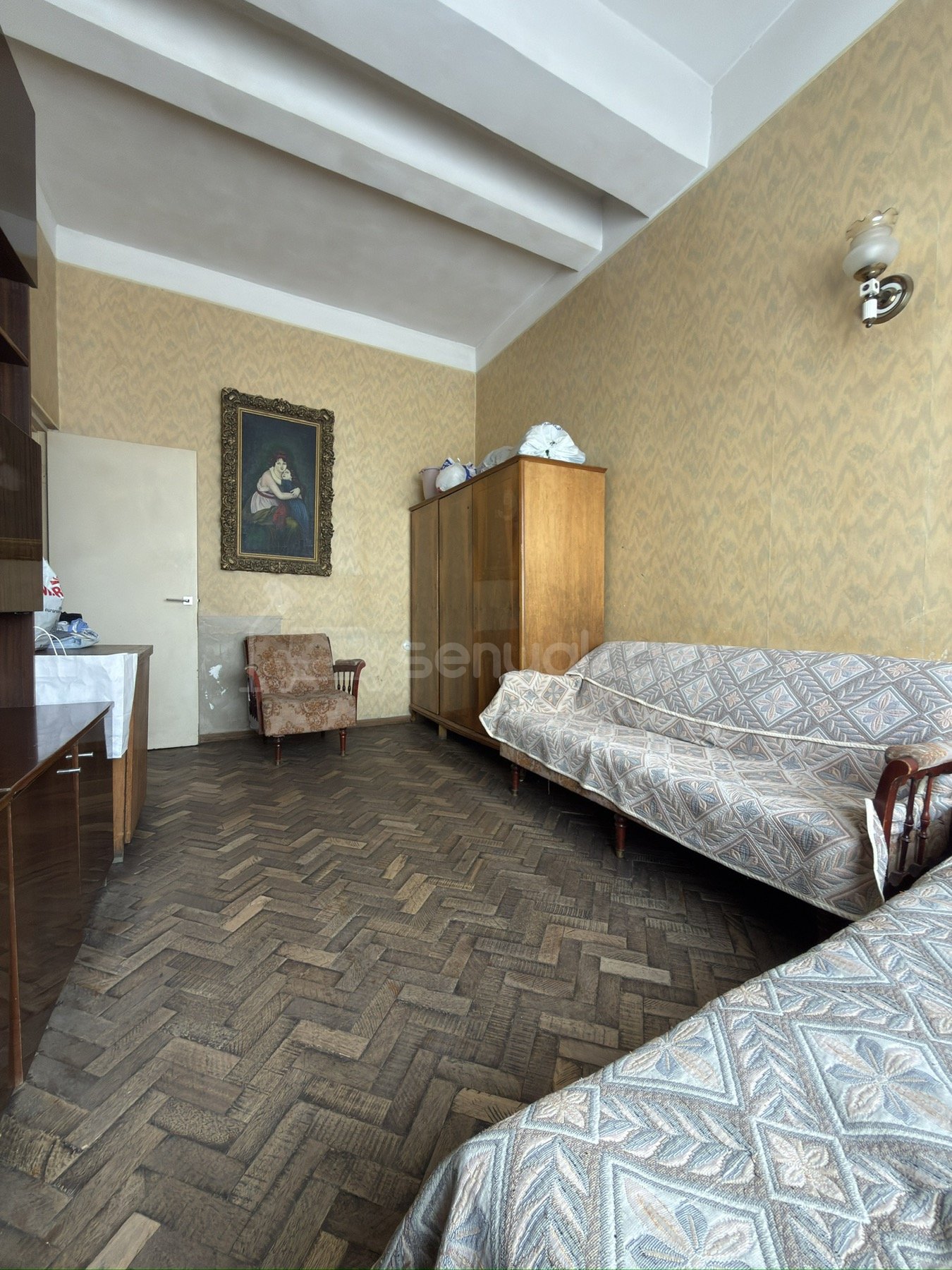 3 Սենյականոց Բնակարան Քարե Շենքում, 96քմ, 3/4 հարկ, Պետական Վիճակում