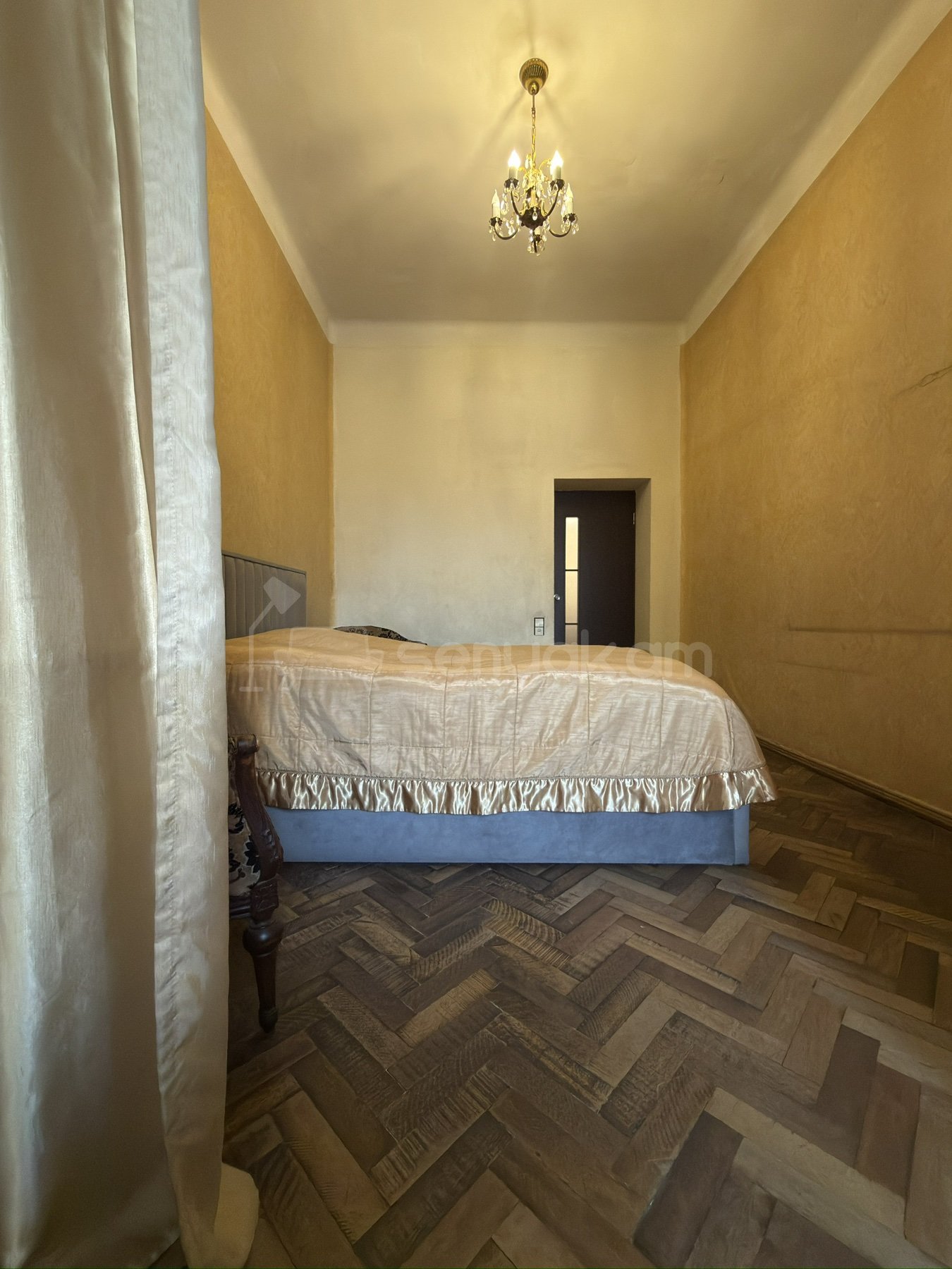 3 Սենյականոց Բնակարան Քարե Շենքում, 96քմ, 3/4 հարկ, Պետական Վիճակում