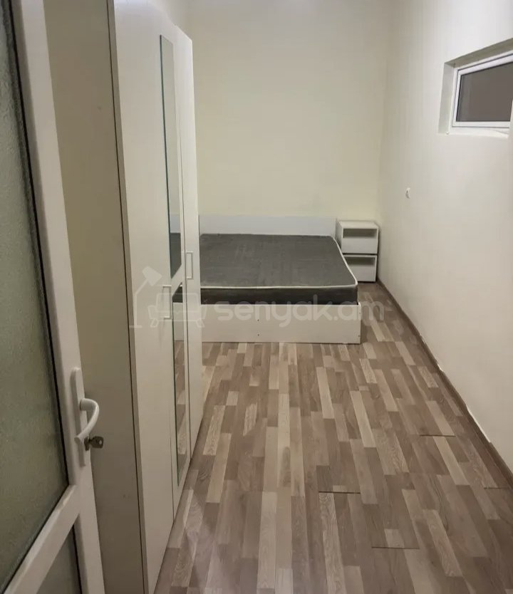 2 Սենյականոց Բնակարան Քարե Շենքում, 57քմ, 1/2 հարկ, Կապիտալ Վերանորոգված, Կահավորված