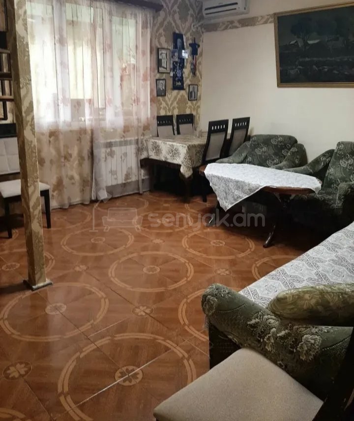 3 Սենյականոց Բնակարան Քարե Շենքում, 78քմ, 9/9 հարկ, Նորմալ Վիճակում, Կահավորված