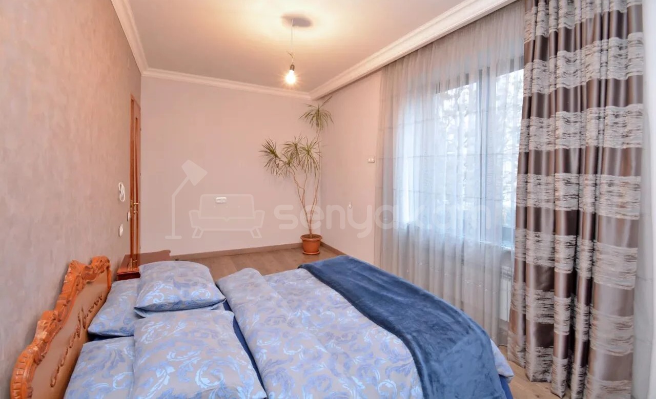 3 Սենյականոց Բնակարան Քարե Շենքում, 75քմ, 2/5 հարկ, Կապիտալ Վերանորոգված