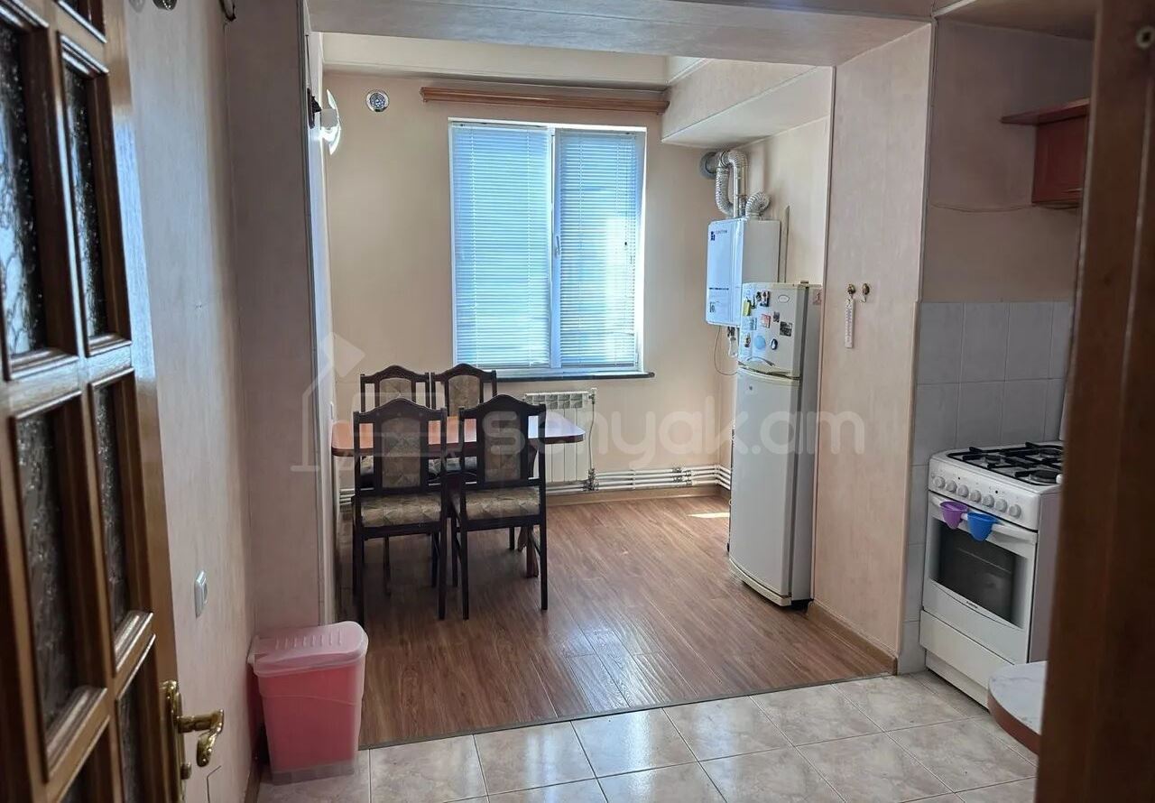 3 Սենյականոց Բնակարան, 89քմ, 8/9 հարկ, Կապիտալ Վերանորոգված