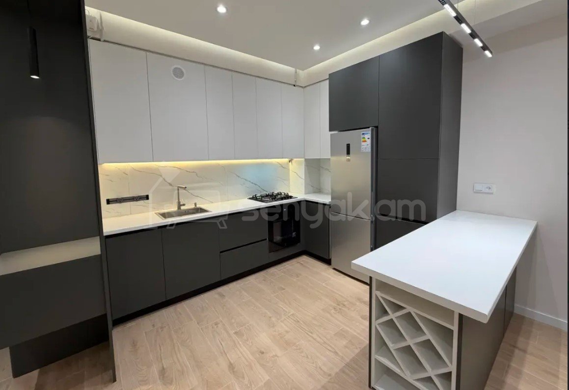 2 Սենյականոց Բնակարան Նորակառույցում, 52քմ, 9/18 հարկ, Դիզայներական Վերանորոգված, Կահավորված