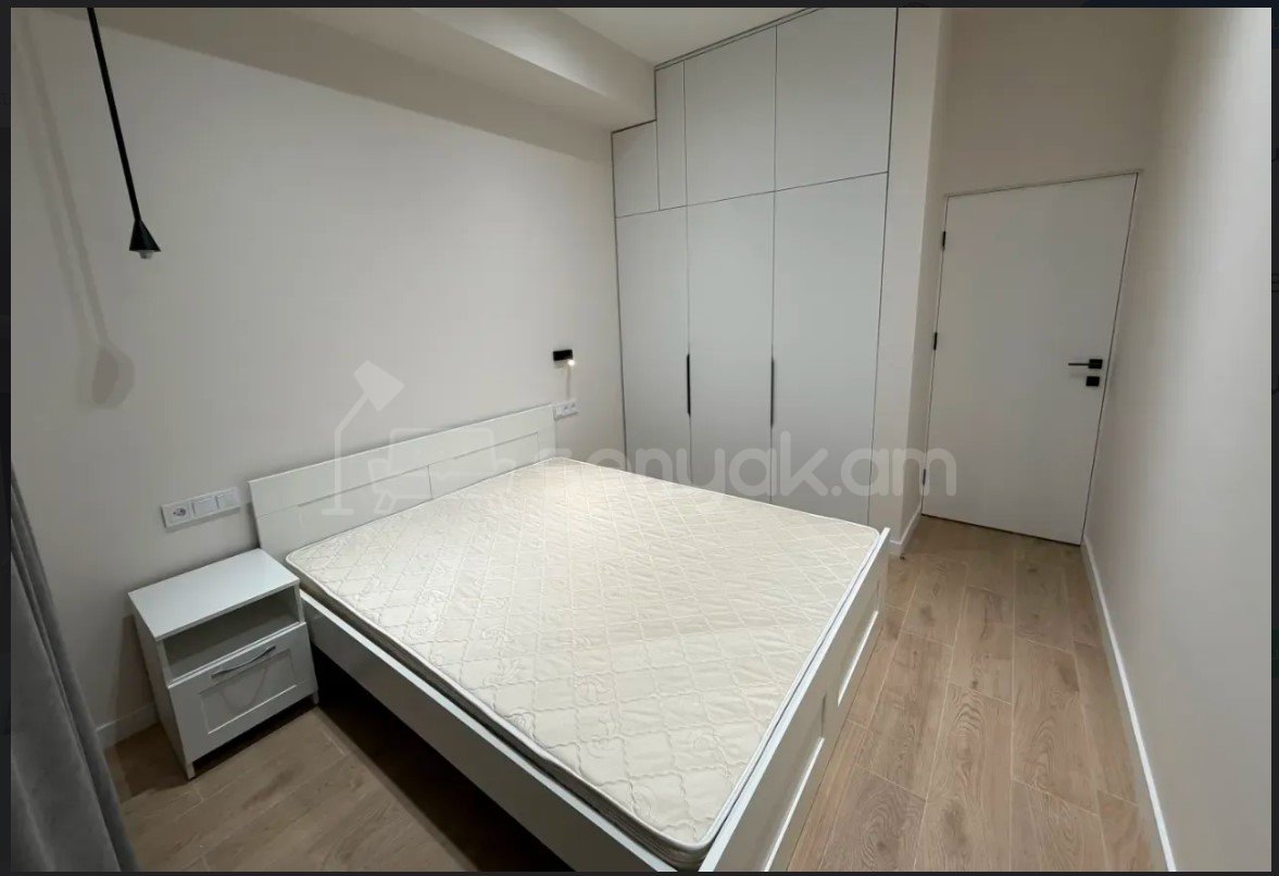 2 Սենյականոց Բնակարան Նորակառույցում, 52քմ, 9/18 հարկ, Դիզայներական Վերանորոգված, Կահավորված