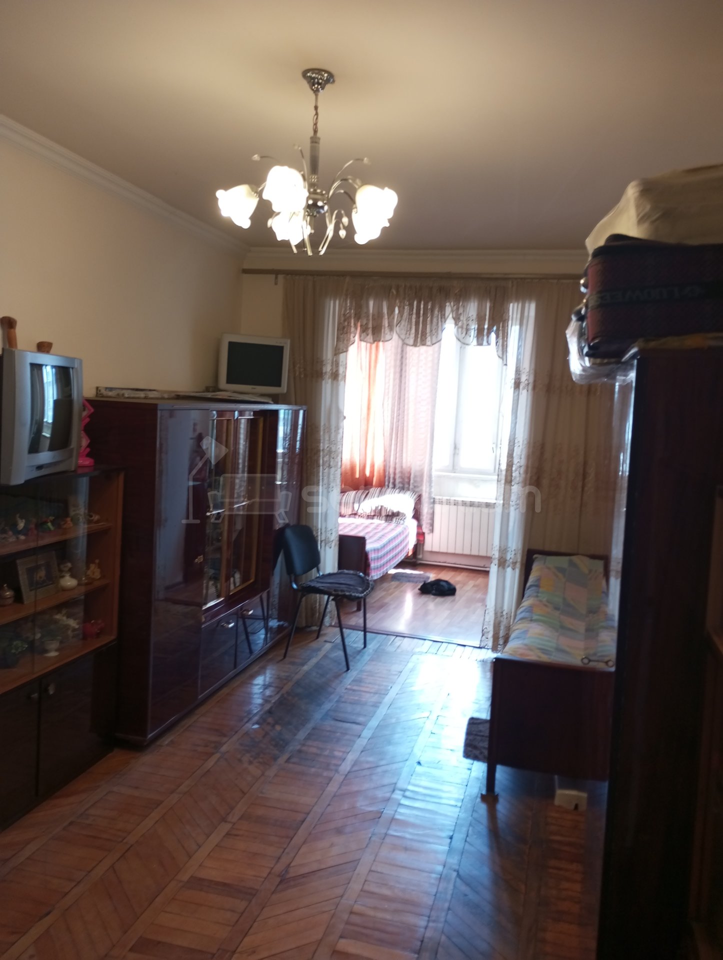 3 Սենյականոց Բնակարան Քարե Շենքում, 94քմ, 5/5 հարկ, Կոսմետիկ Վերանորոգված