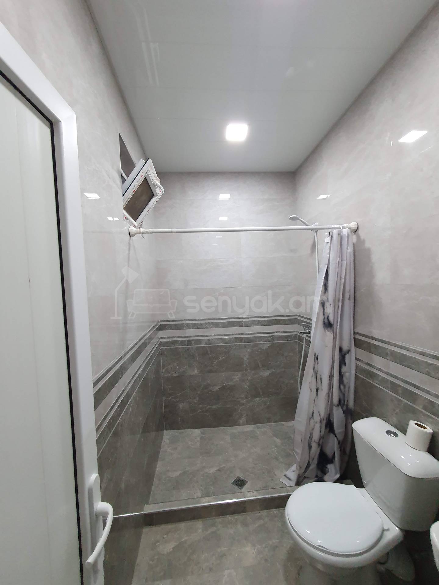 1 Սենյականոց Սեփական Տուն, 30քմ, Կապիտալ Վերանորոգված, Կահավորված