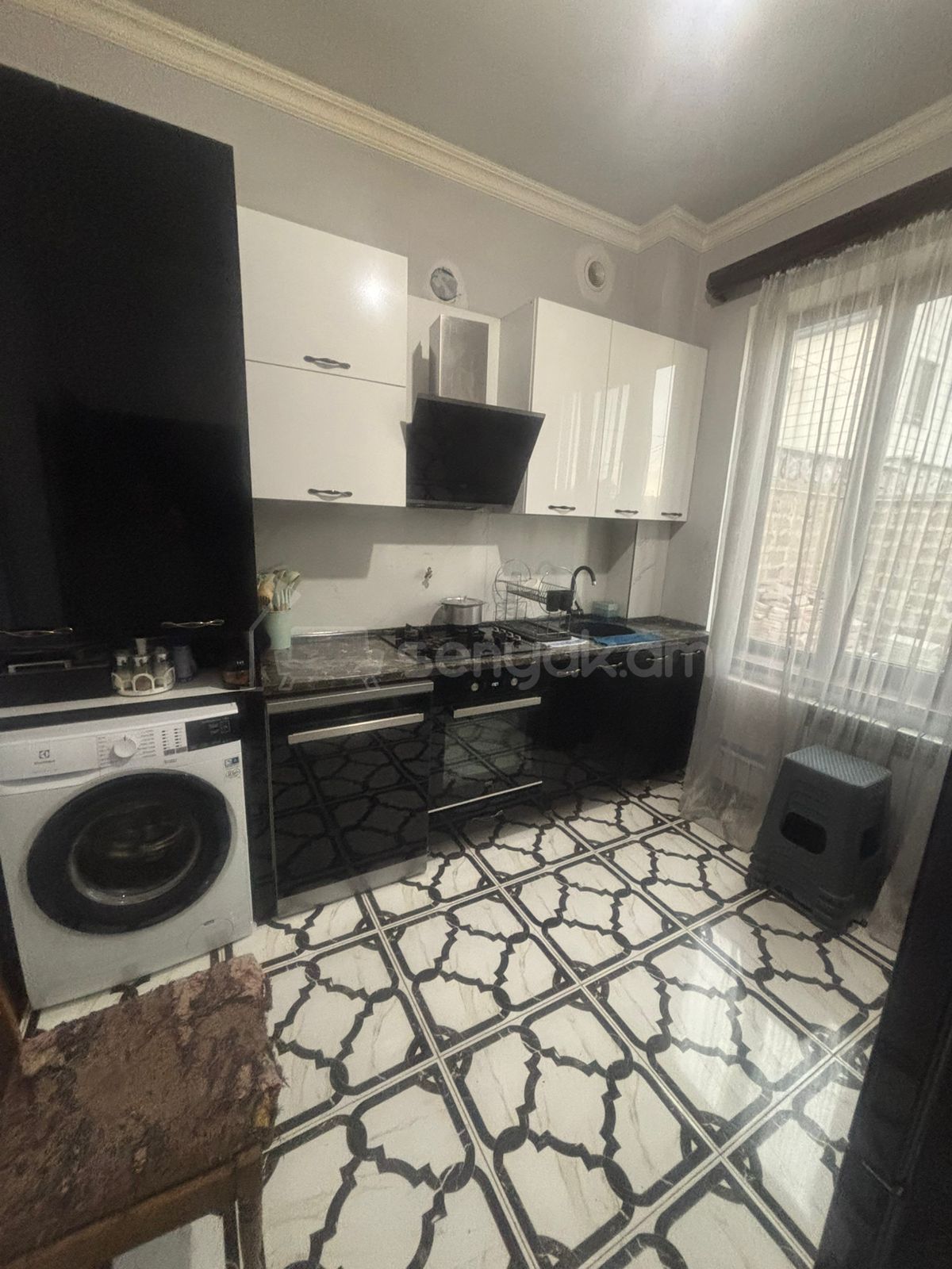 5 Սենյականոց Սեփական Տուն, 120քմ, Կապիտալ Վերանորոգված