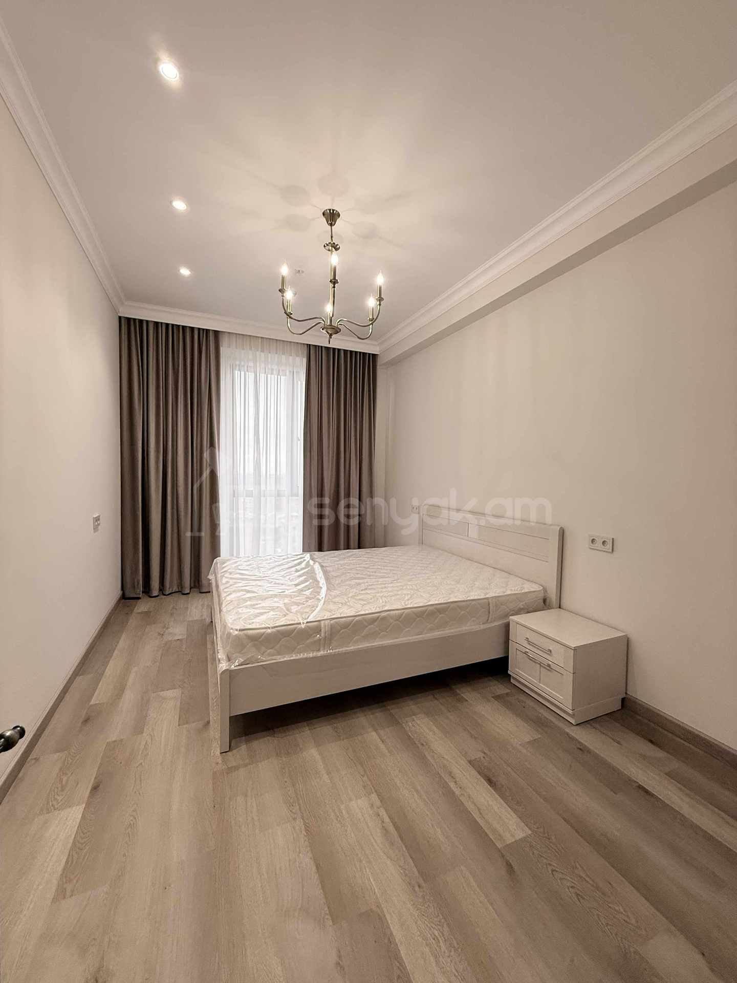 3 Սենյականոց Բնակարան Նորակառույցում, 65քմ, 13/17 հարկ, Կապիտալ Վերանորոգված, Կահավորված, Արևկող