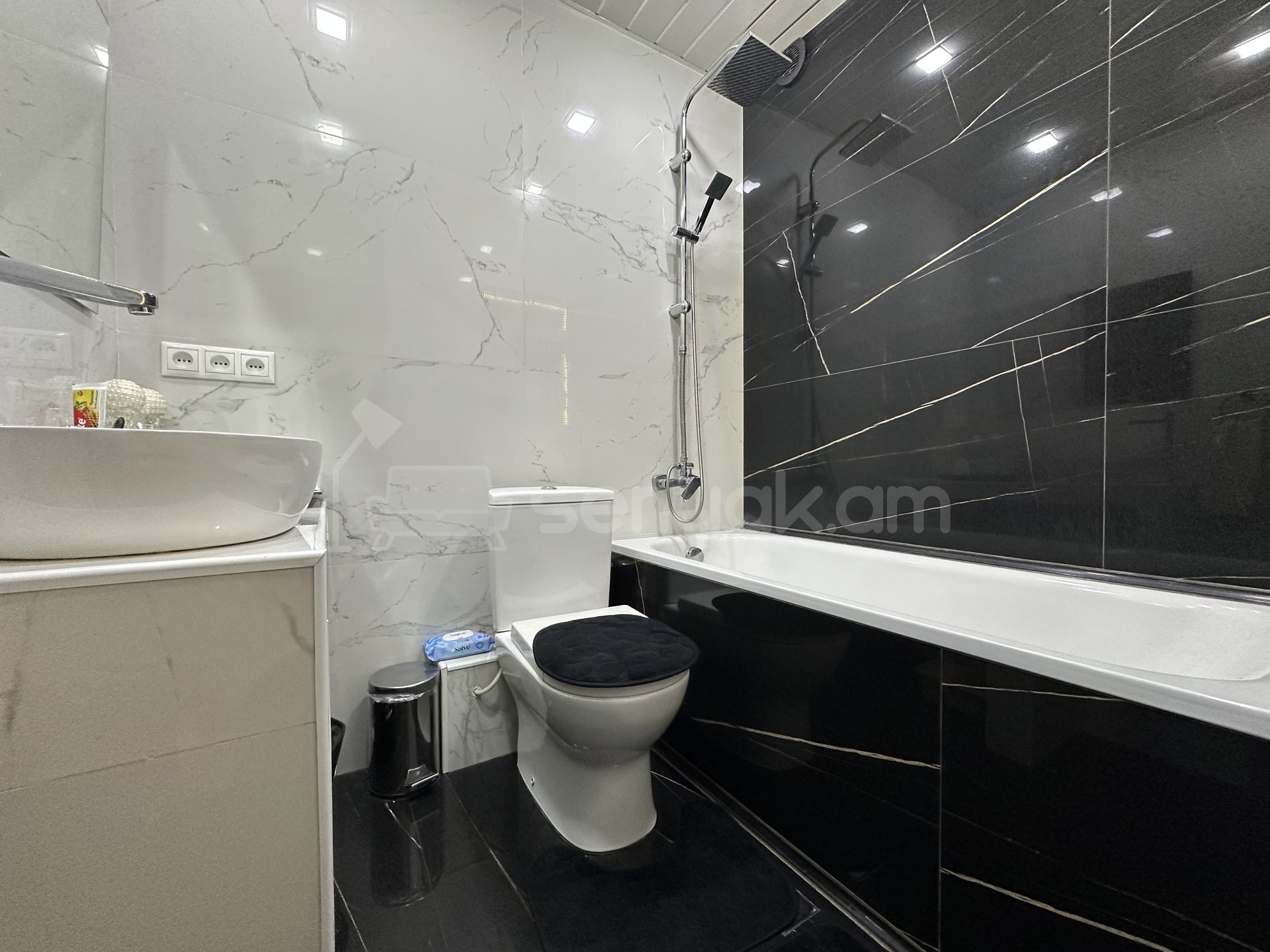 3 Սենյականոց Բնակարան Նորակառույցում, 67քմ, 7/12 հարկ, Դիզայներական Վերանորոգված