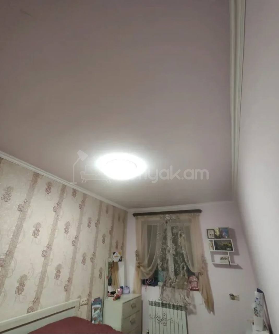 3 Սենյականոց Բնակարան Քարե Շենքում, 75քմ, 4/5 հարկ, Դիզայներական Վերանորոգված