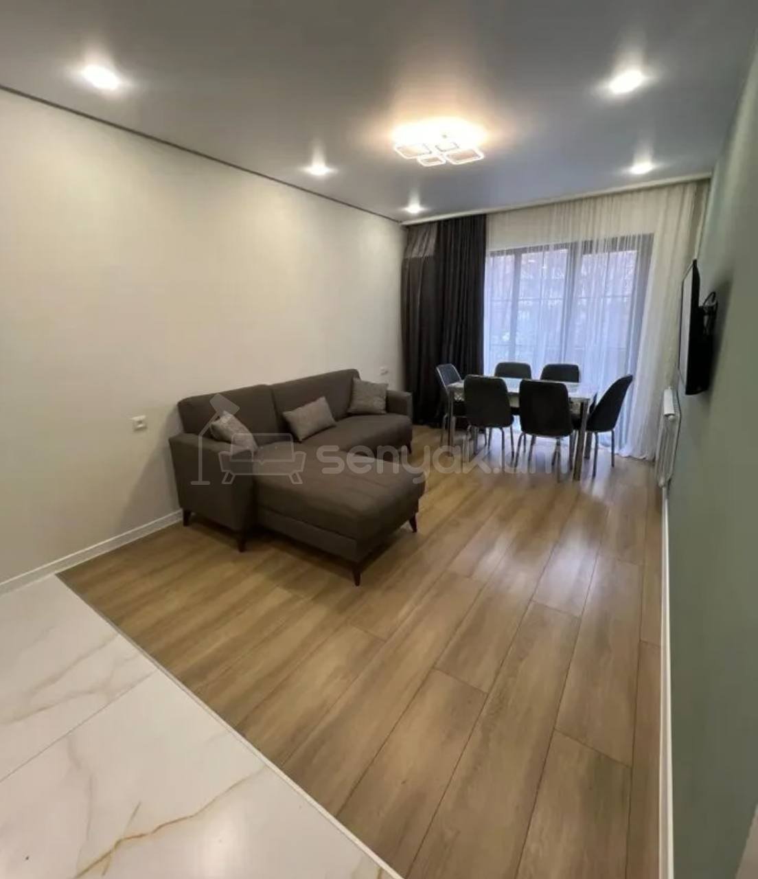 2 Սենյականոց Բնակարան, 43քմ, 3/9 հարկ, Կապիտալ Վերանորոգված