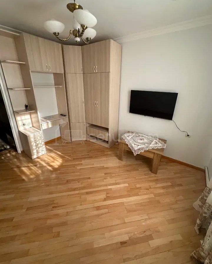 2 Սենյականոց Բնակարան, 60քմ, 2/9 հարկ, Նորմալ Վիճակում, Կահավորված