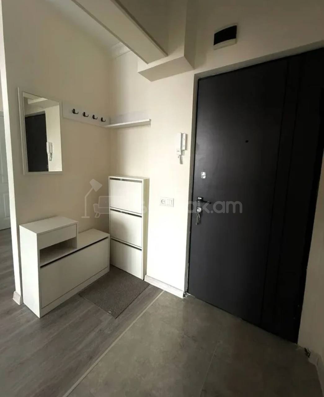 3 Սենյականոց Բնակարան, 51քմ, 13/13 հարկ, Կապիտալ Վերանորոգված