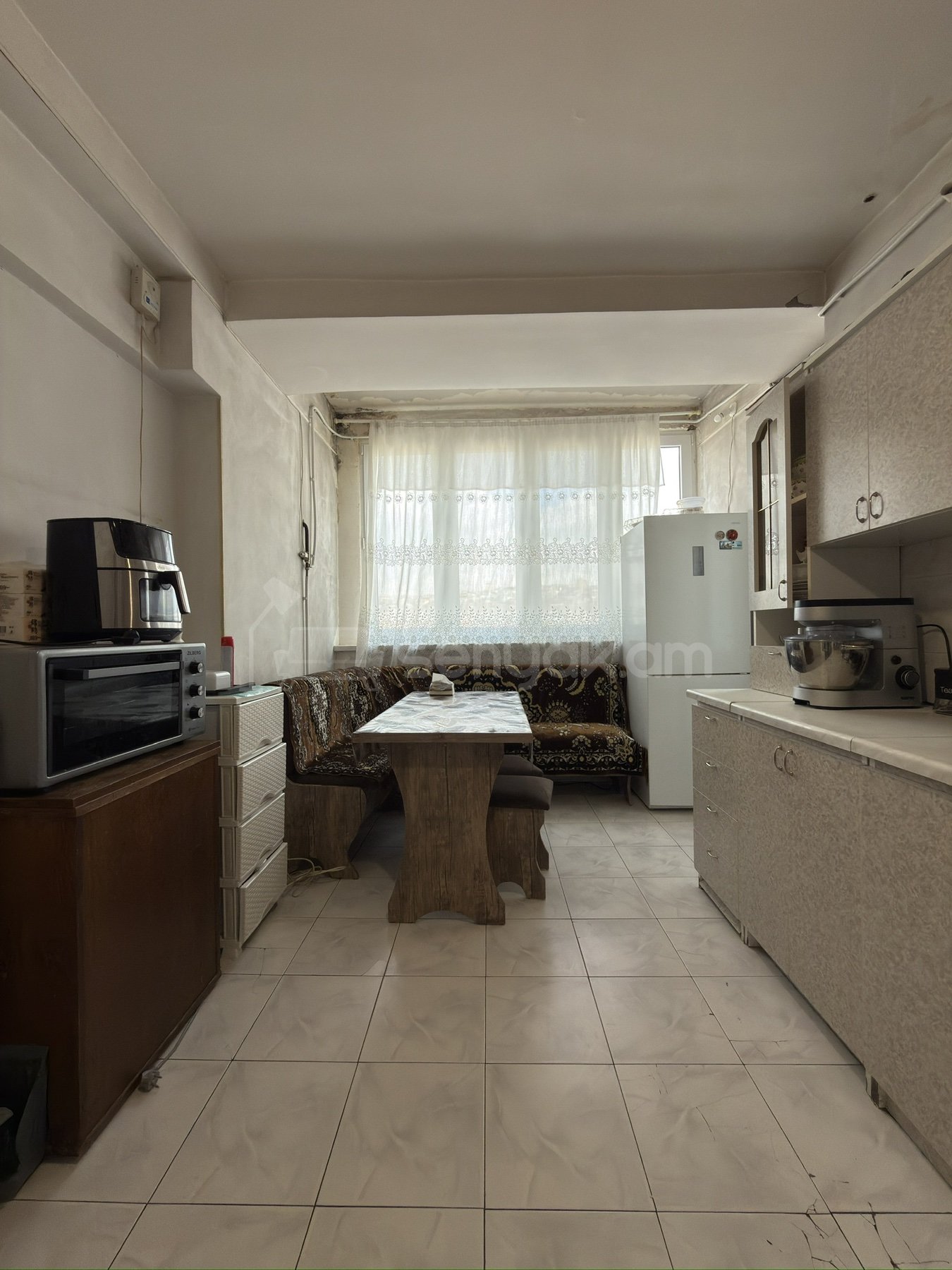 3 Սենյականոց Բնակարան, 94քմ, 12/13 հարկ, Նորմալ Վիճակում